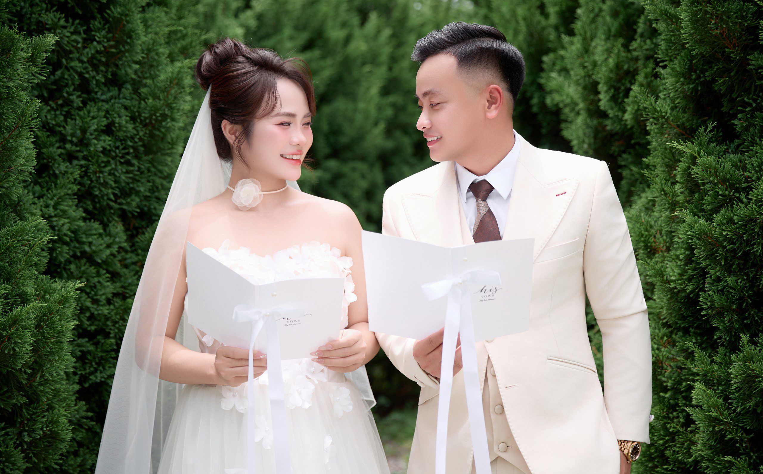 THIỆP CƯỚI THUỲ LINH & TUẤN MẠNH